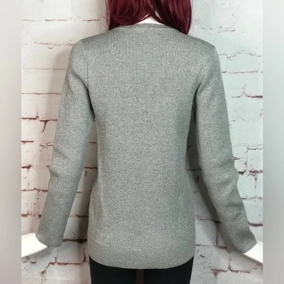 DKNY M Sparkly silver metallic thread grey ribbed V-neck knit top Size Medium - Picture 11 of 15